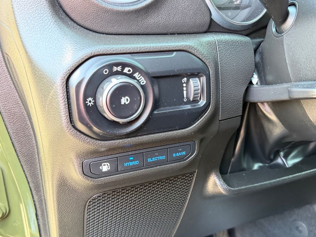 2023 Jeep Wrangler Sahara 4xe