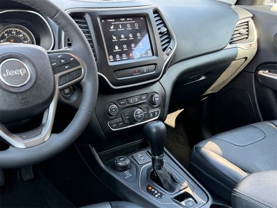 2022 Jeep Cherokee Latitude Lux