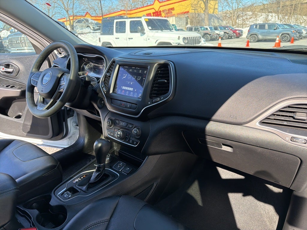 2022 Jeep Cherokee Latitude Lux