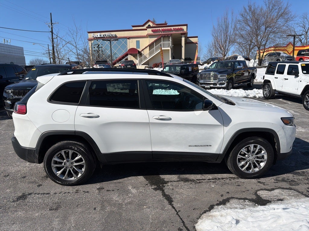 2022 Jeep Cherokee Latitude Lux