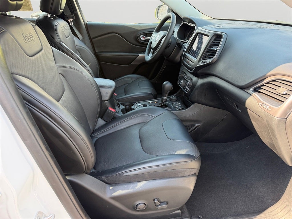 2022 Jeep Cherokee Latitude Lux