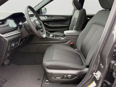 2026 Jeep Grand Cherokee Laredo X