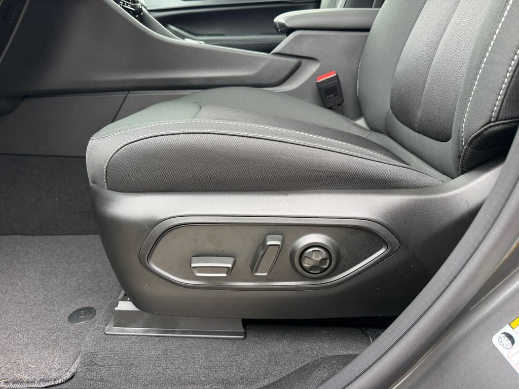 2026 Jeep Grand Cherokee Laredo X