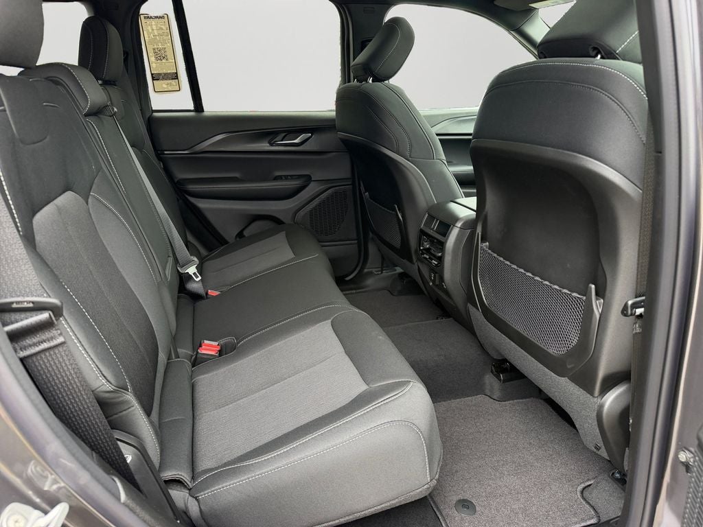 2026 Jeep Grand Cherokee Laredo X