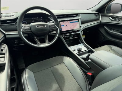 2026 Jeep Grand Cherokee Altitude