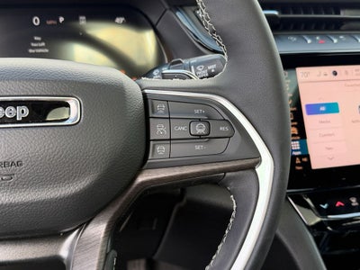 2026 Jeep Grand Cherokee Laredo