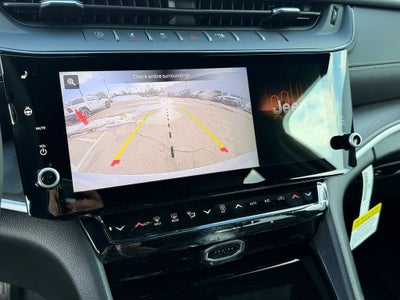 2026 Jeep Grand Cherokee Laredo