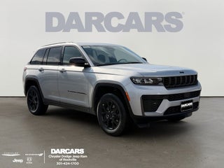 2026 Jeep Grand Cherokee Laredo Altitude