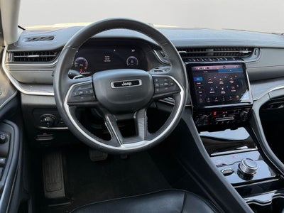 2023 Jeep Grand Cherokee Limited Black Appearance Package