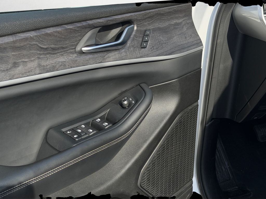 2023 Jeep Grand Cherokee Limited Black Appearance Package