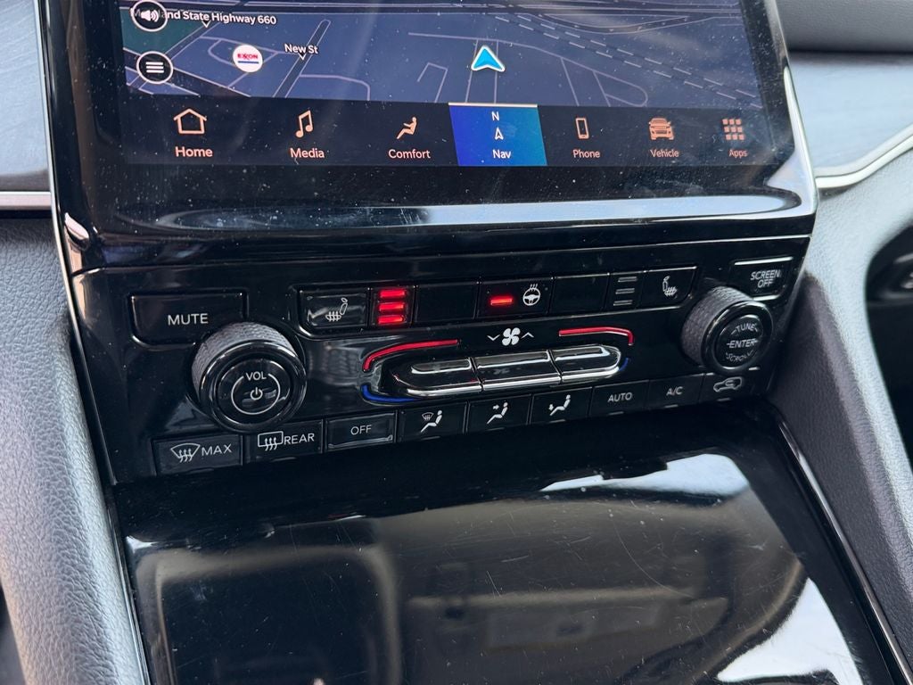 2023 Jeep Grand Cherokee Limited Black Appearance Package