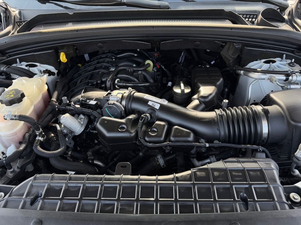 2023 Jeep Grand Cherokee Limited Black Appearance Package