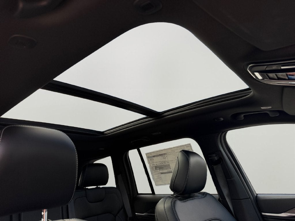 2027 Jeep Grand Cherokee Limited Reserve