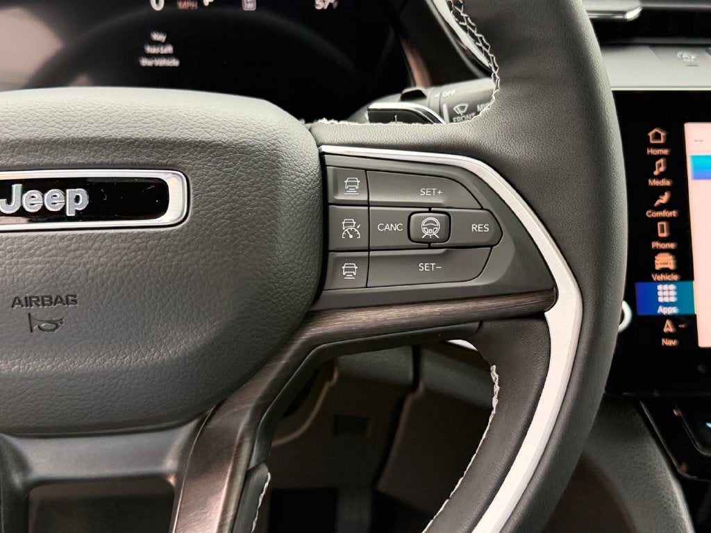 2027 Jeep Grand Cherokee Limited