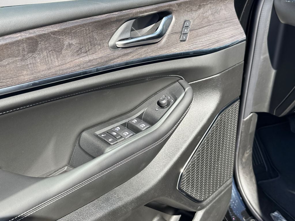 2025 Jeep Grand Cherokee Overland