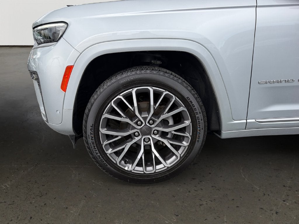 2026 Jeep Grand Cherokee Summit