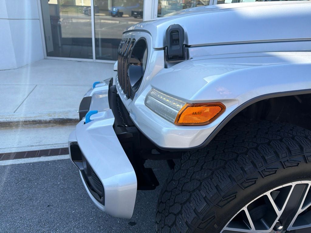 2024 Jeep Wrangler High Altitude 4xe w/Sky One Touch Power Top