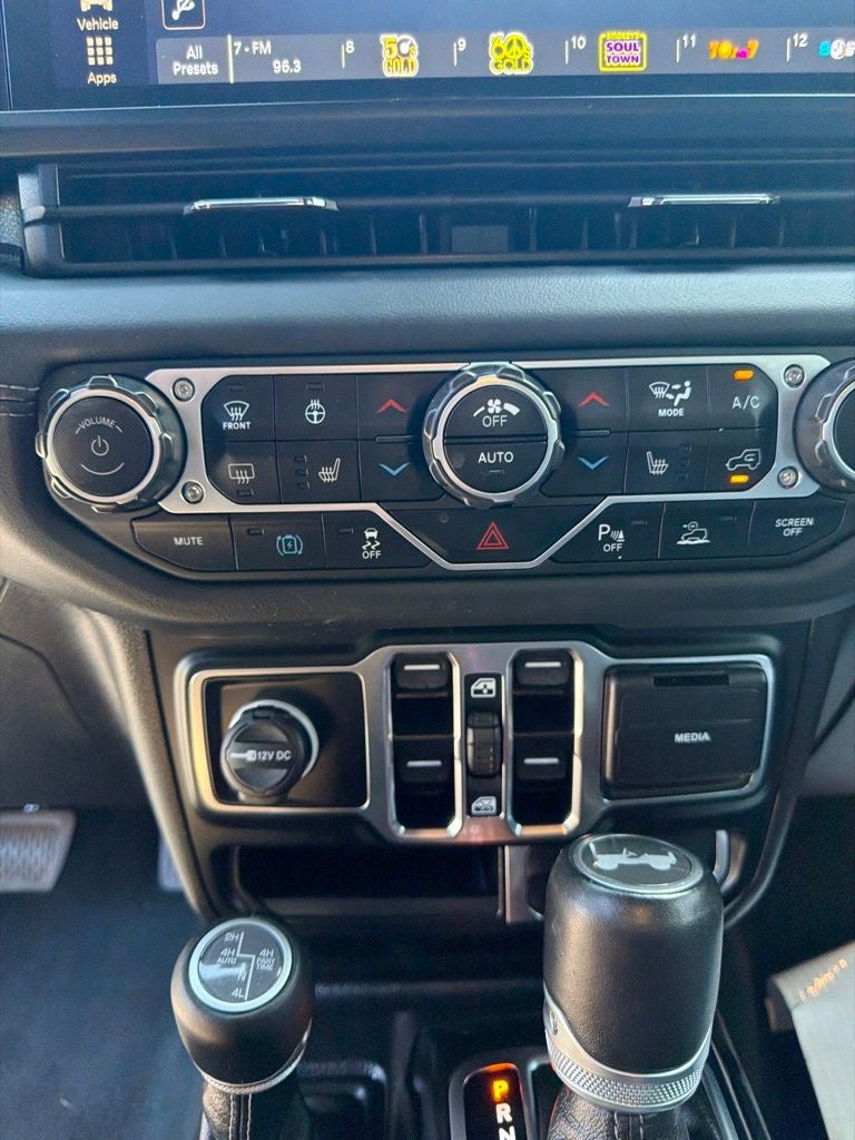 2024 Jeep Wrangler High Altitude 4xe w/Sky One Touch Power Top