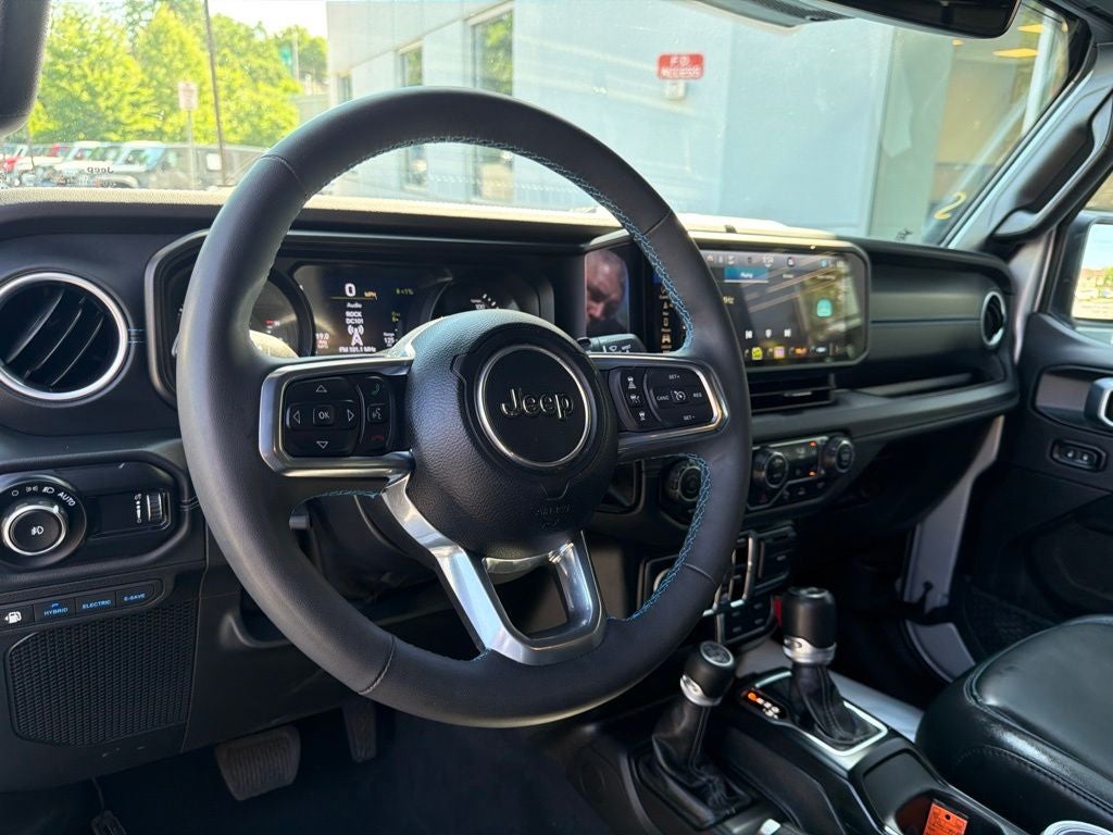 2024 Jeep Wrangler High Altitude 4xe w/Sky One Touch Power Top