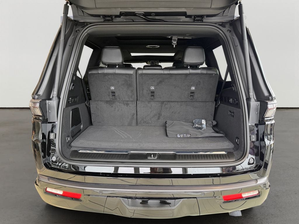 2026 Jeep Grand Wagoneer Summit Obsidian
