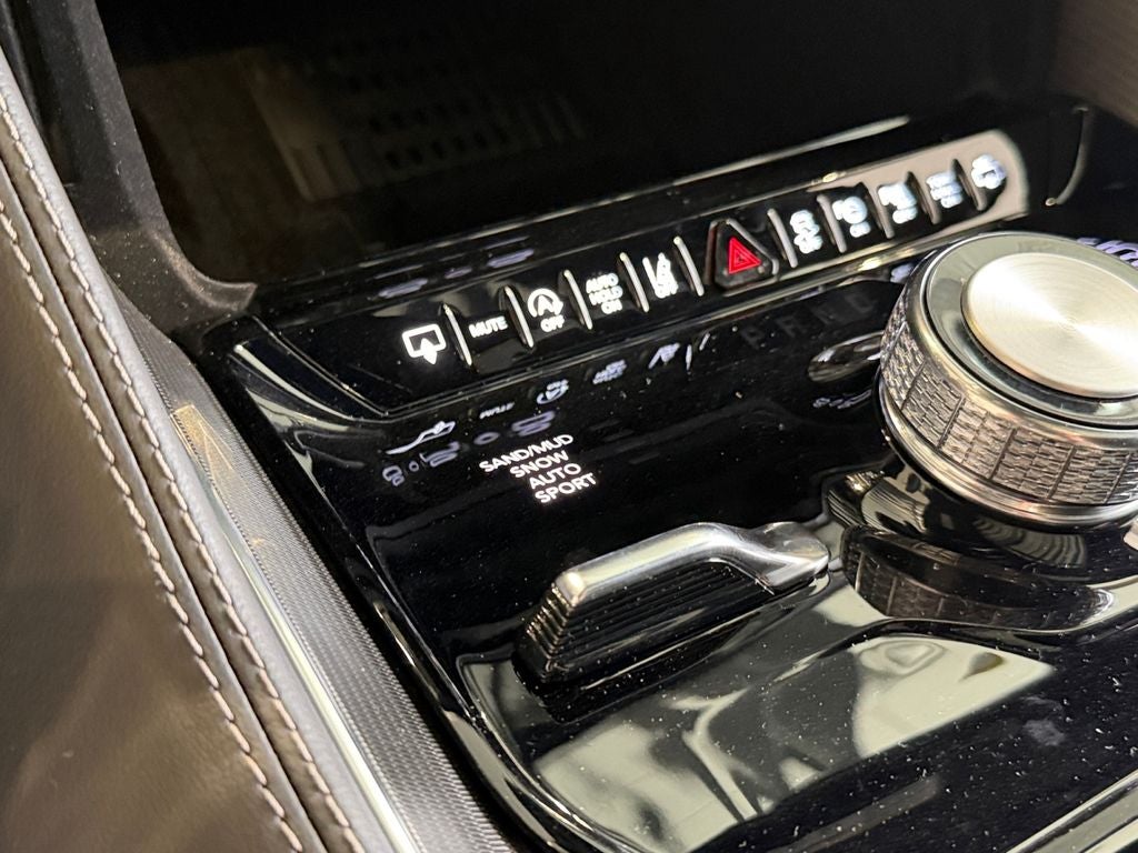 2026 Jeep Grand Wagoneer Summit Obsidian