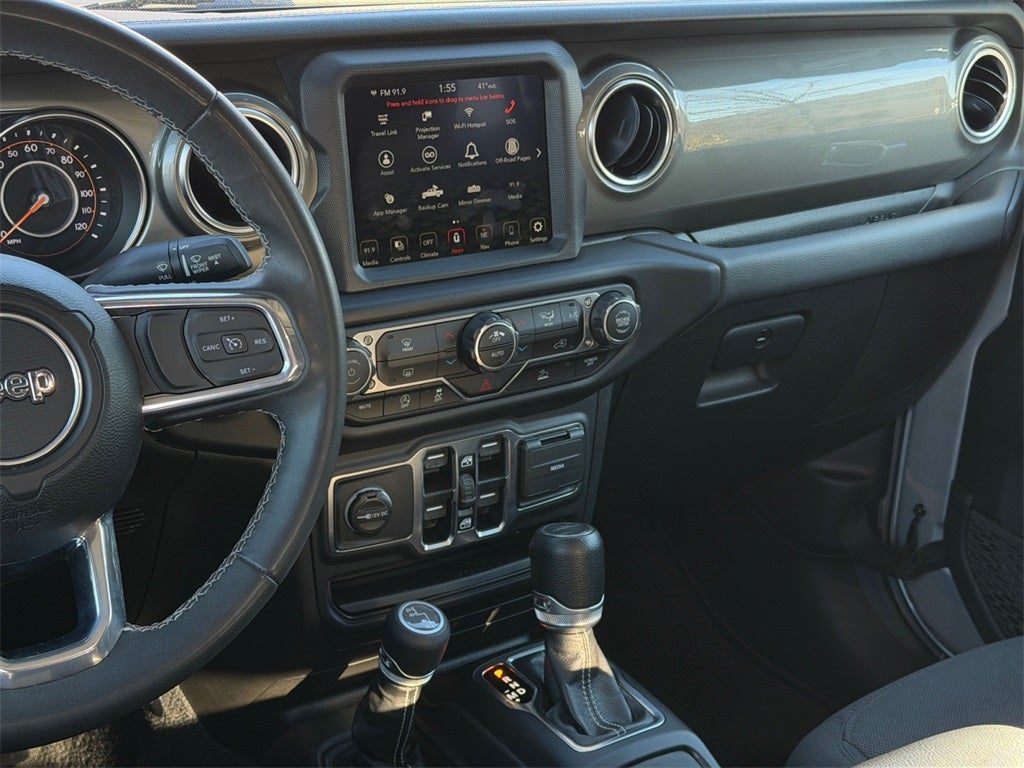 2023 Jeep Gladiator Overland