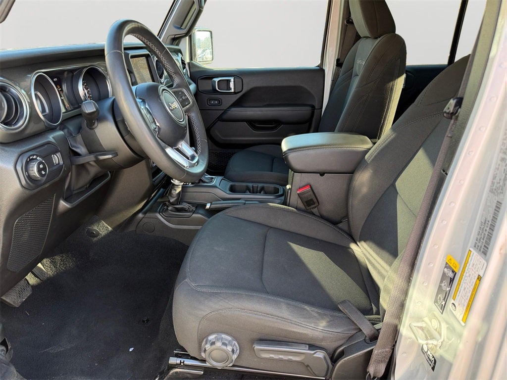 2023 Jeep Gladiator Overland