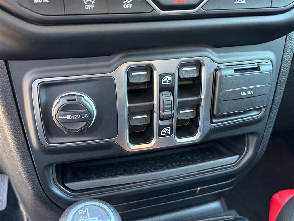 2023 Jeep Gladiator Overland