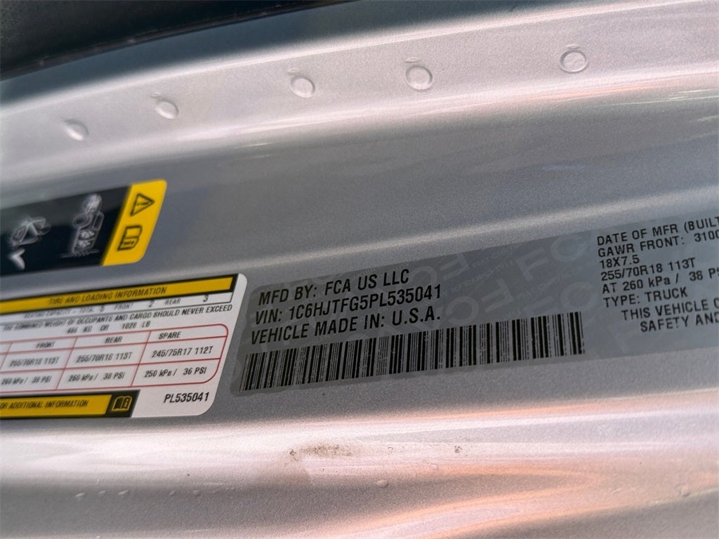 2023 Jeep Gladiator Overland