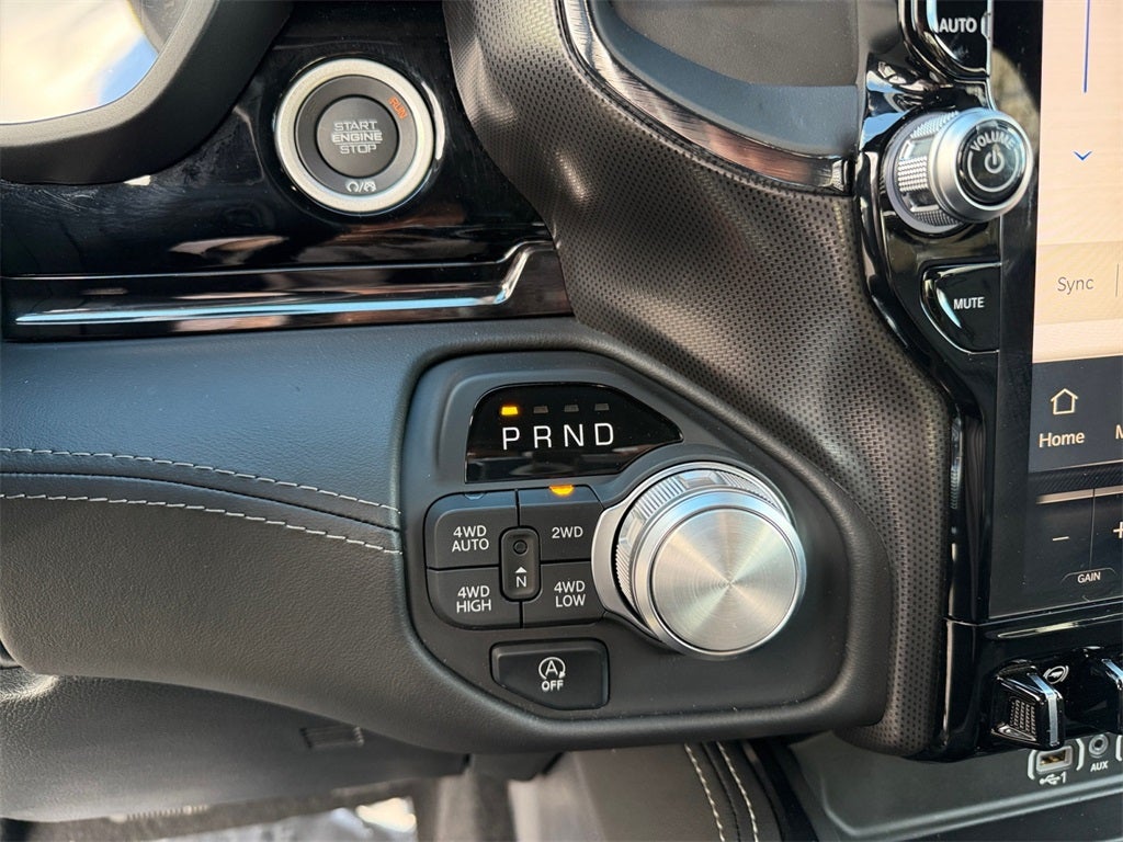 2025 RAM 1500 Limited