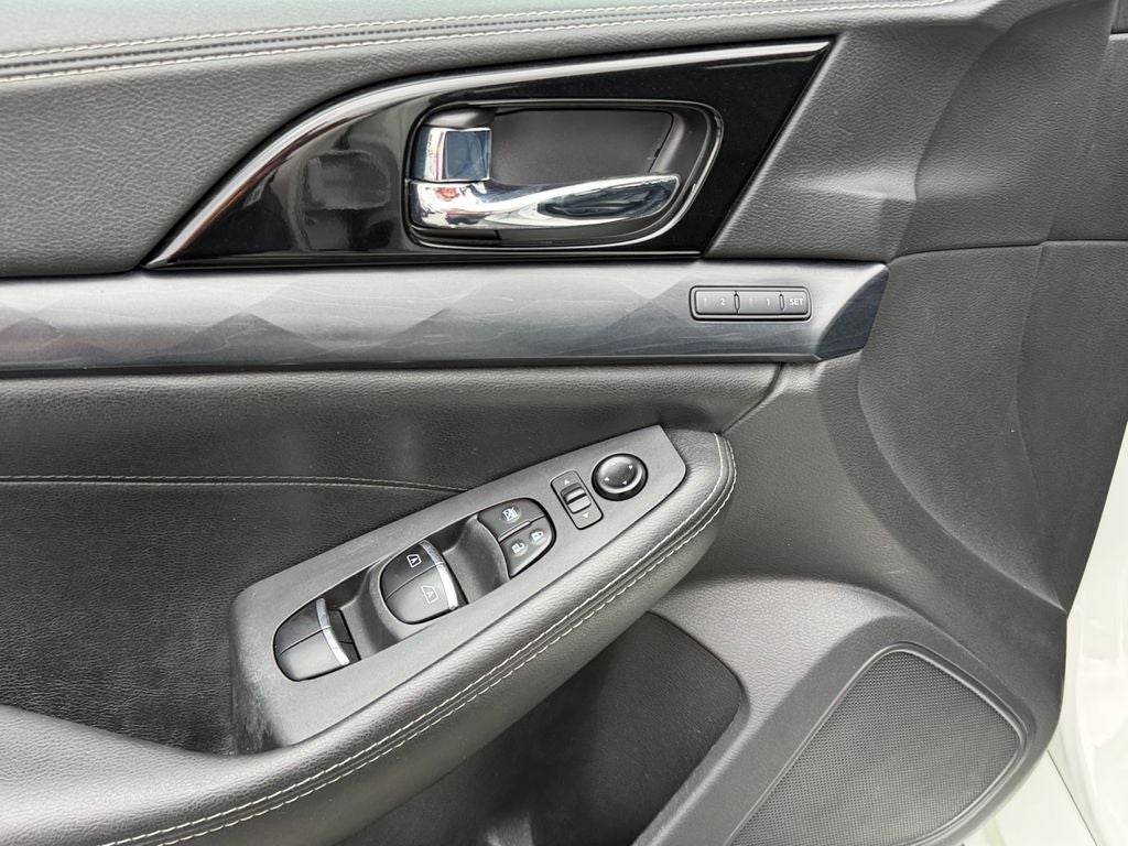 2021 Nissan Maxima Platinum
