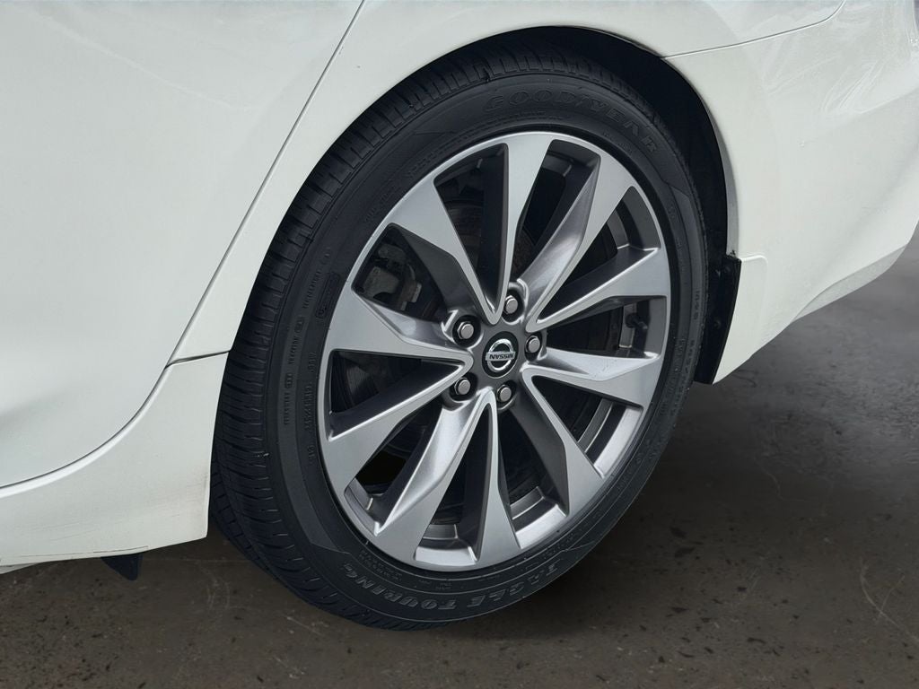 2021 Nissan Maxima Platinum
