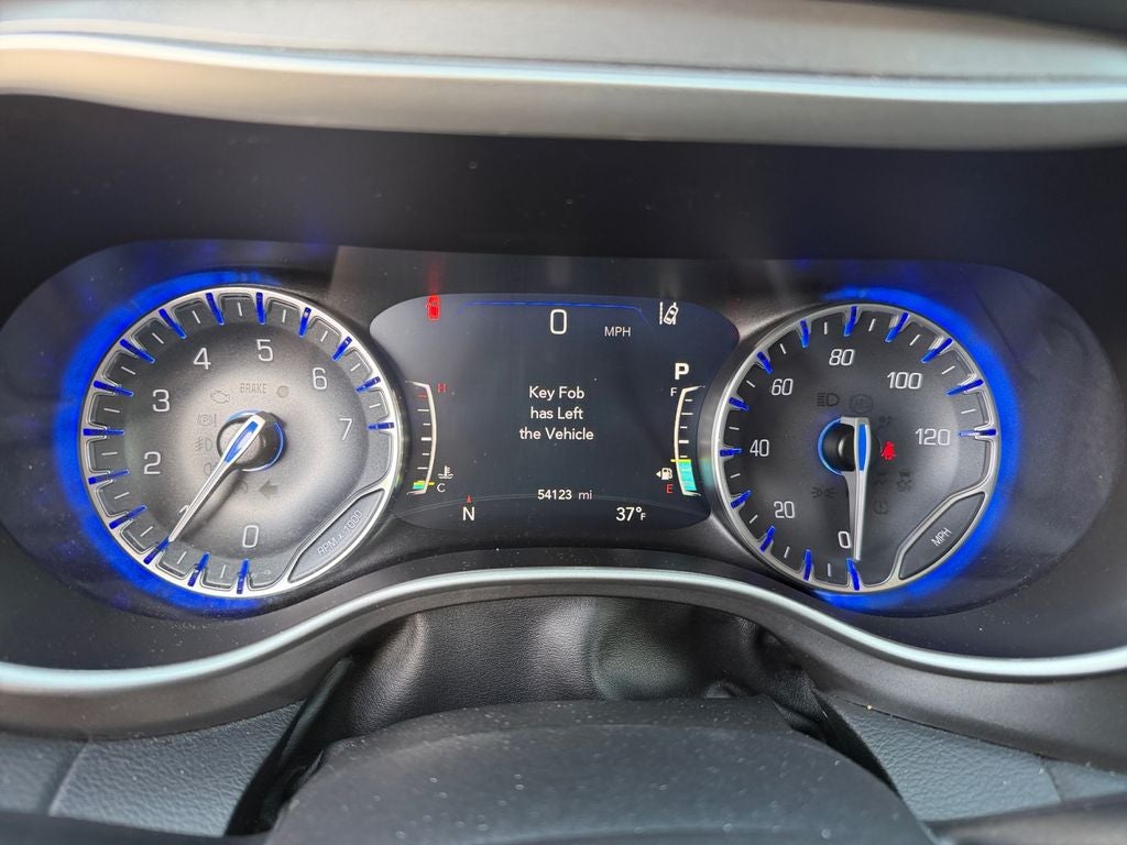 2023 Chrysler Pacifica Touring L