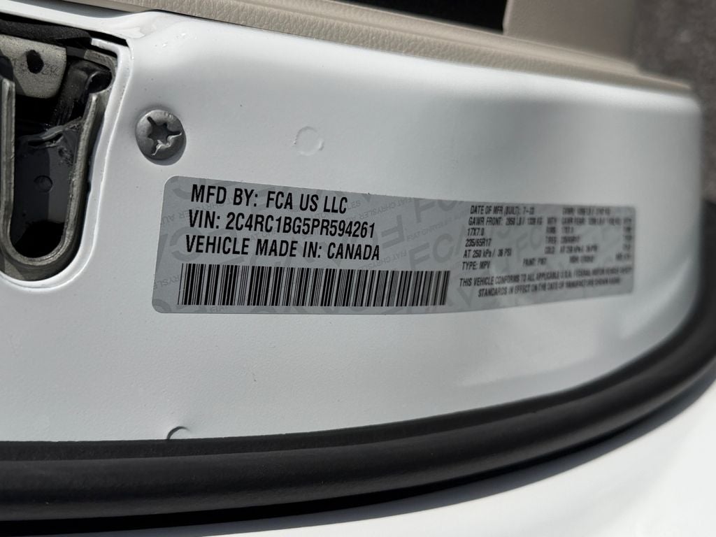 2023 Chrysler Pacifica Touring L