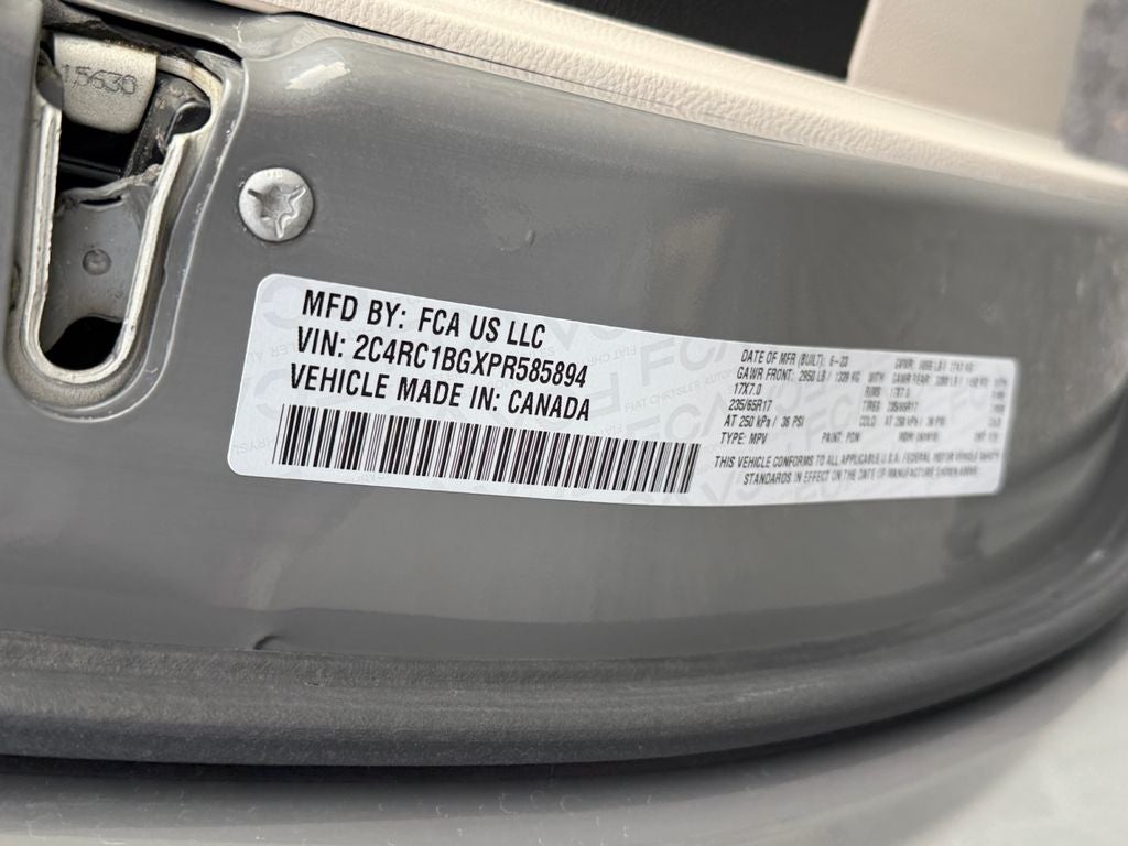 2023 Chrysler Pacifica Touring L