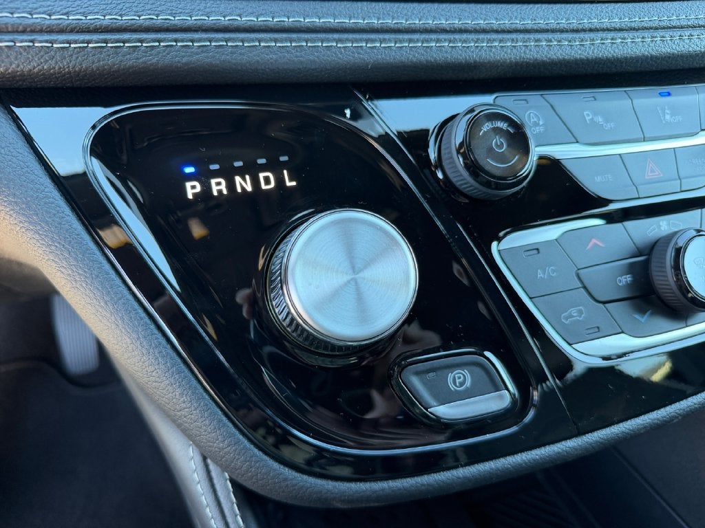 2027 Chrysler Pacifica Limited