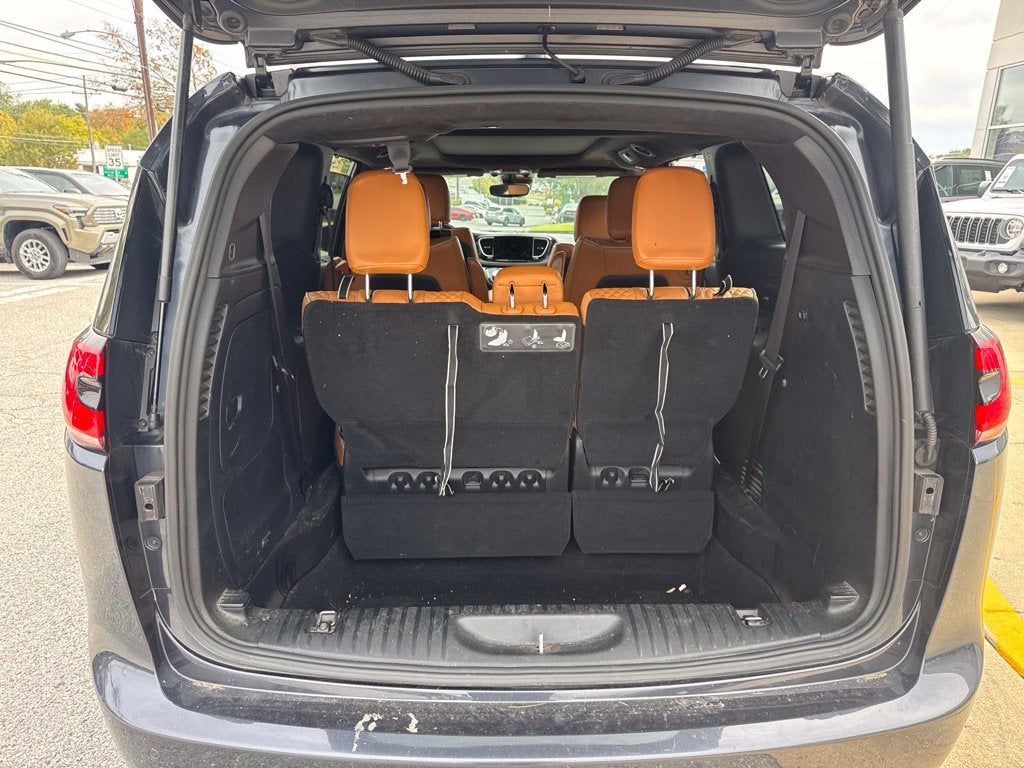 2021 Chrysler Pacifica Hybrid Pinnacle