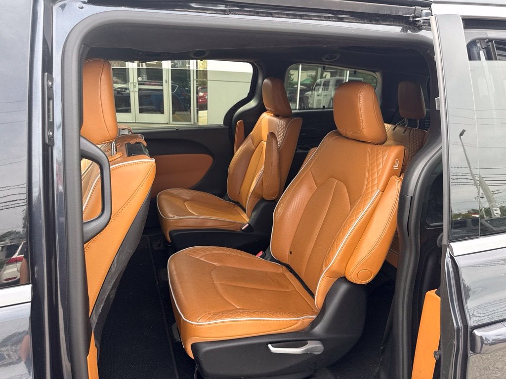 2021 Chrysler Pacifica Hybrid Pinnacle