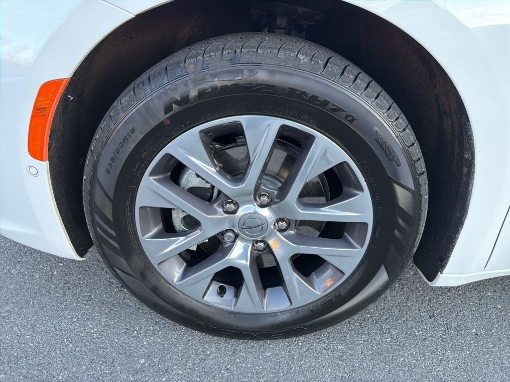 2023 Chrysler Pacifica Hybrid Pinnacle