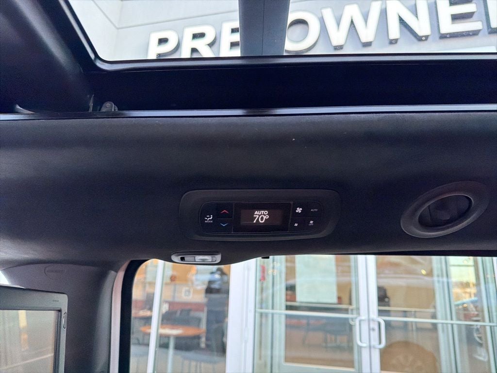 2023 Chrysler Pacifica Hybrid Pinnacle