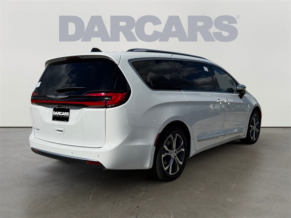 2026 Chrysler Pacifica Pinnacle