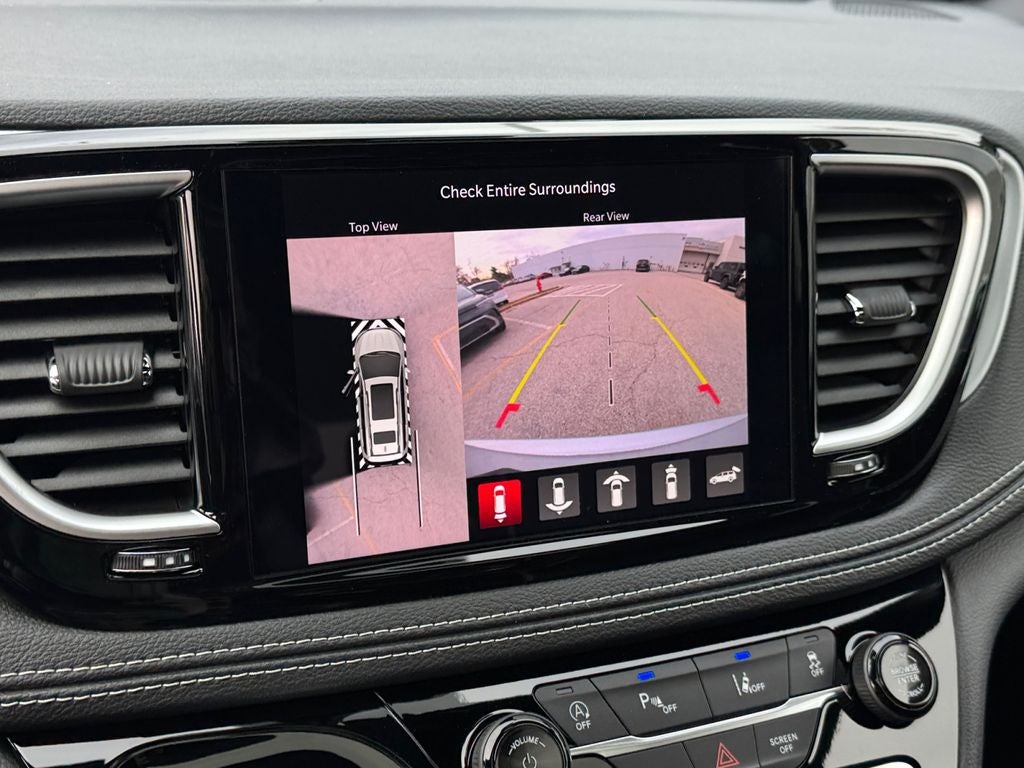 2026 Chrysler Pacifica Limited