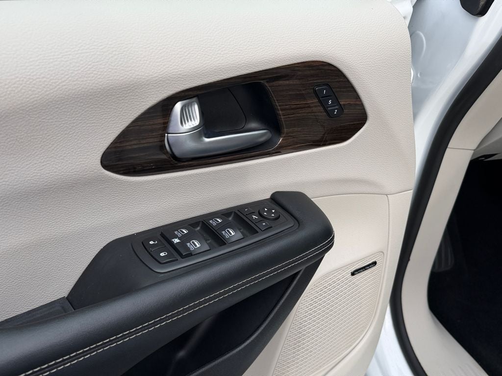 2021 Chrysler Pacifica Limited