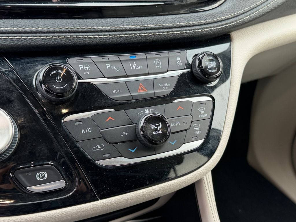 2021 Chrysler Pacifica Limited