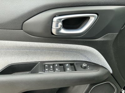 2022 Jeep Compass Latitude w/Convenience Group