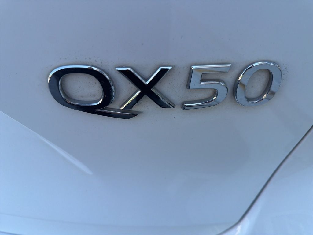 2022 INFINITI QX50 PURE
