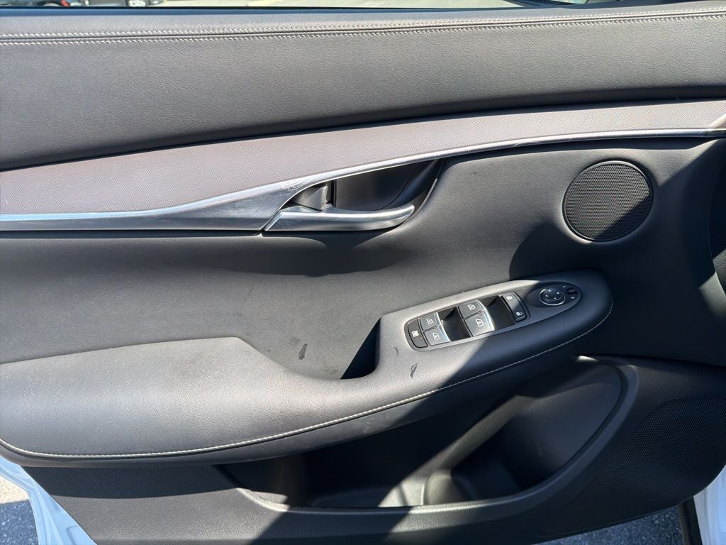 2022 INFINITI QX50 PURE