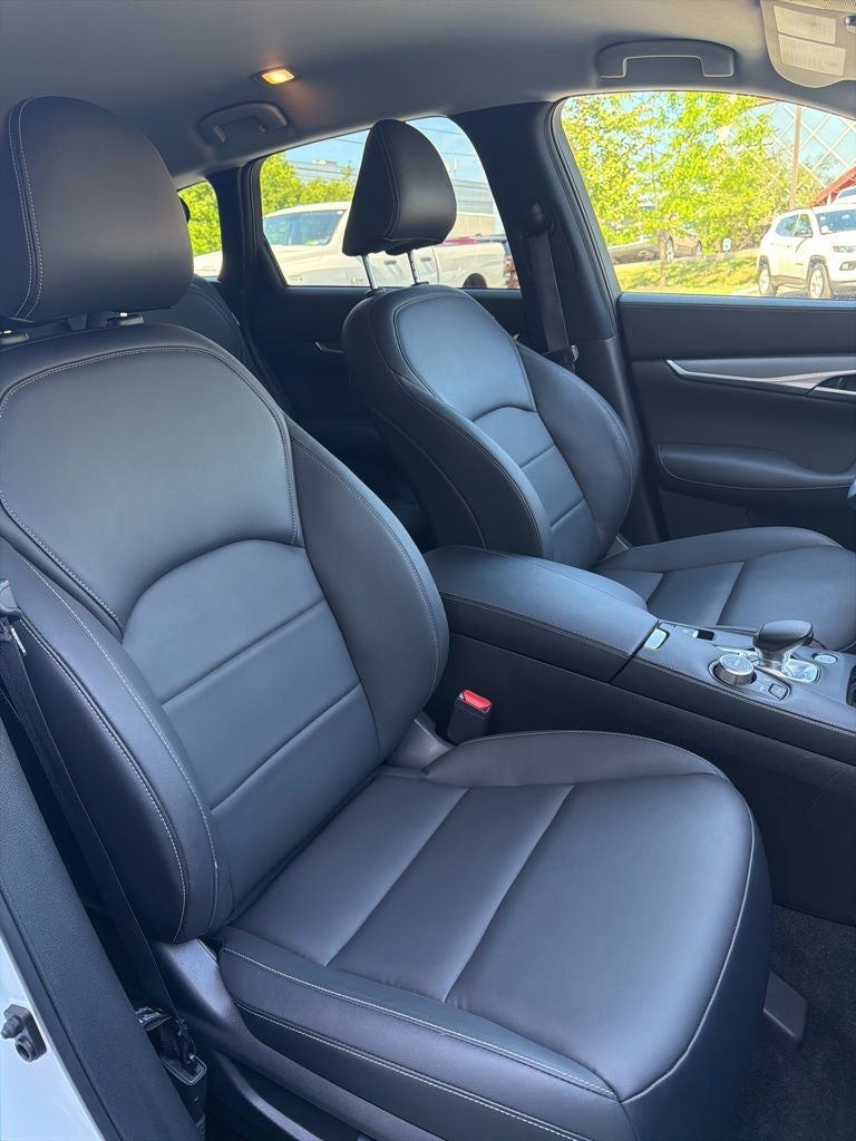 2022 INFINITI QX50 PURE