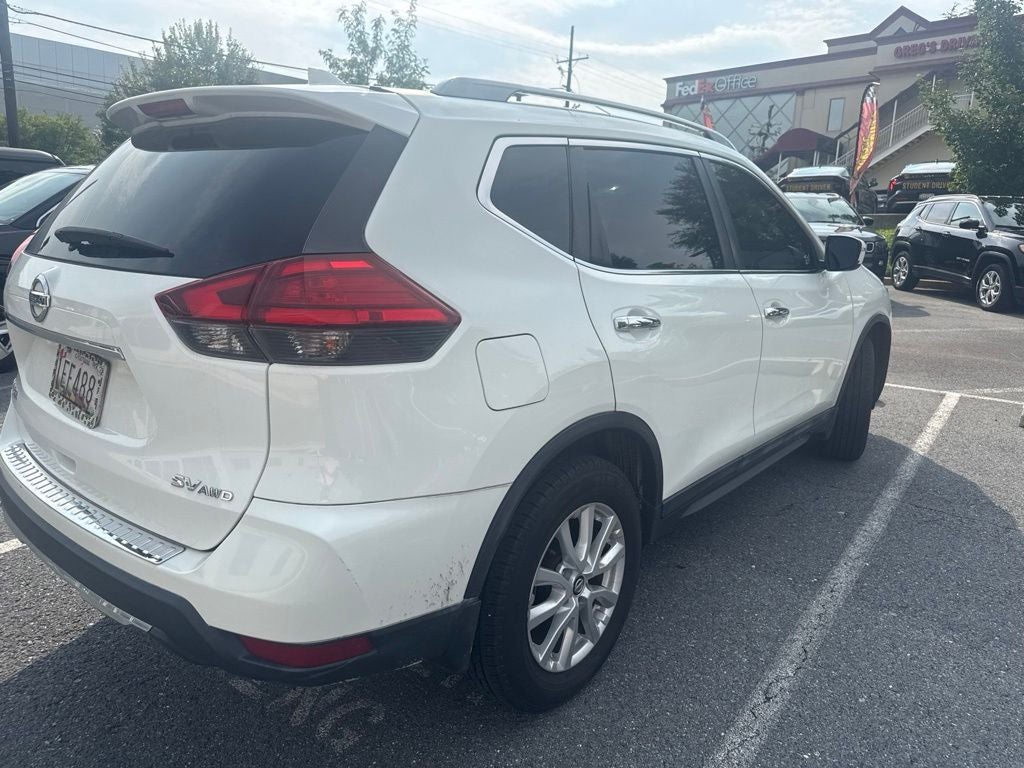 2017 Nissan Rogue SV