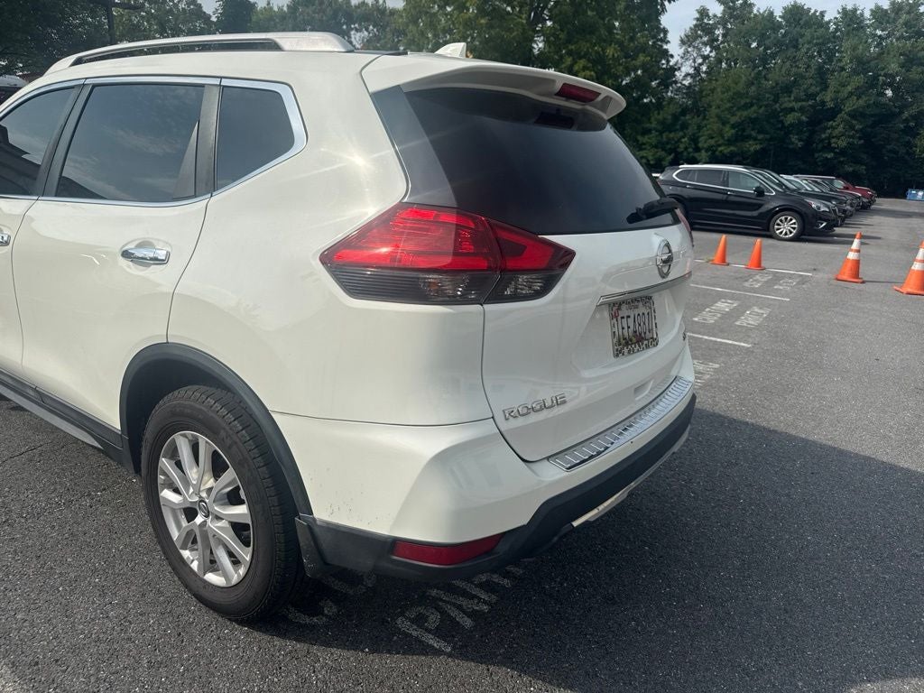 2017 Nissan Rogue SV